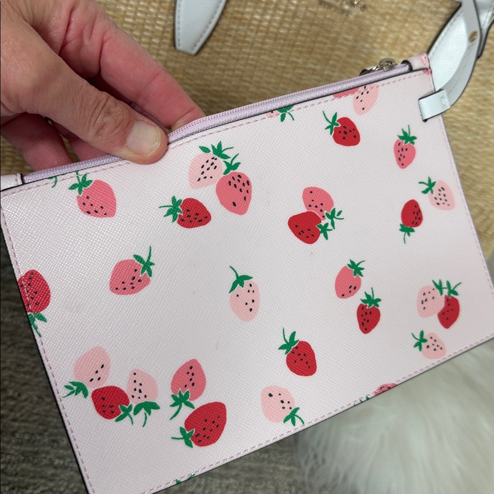Kate Spade Tan Straw Tote with White and Pink Accents - Picture 14 of 17